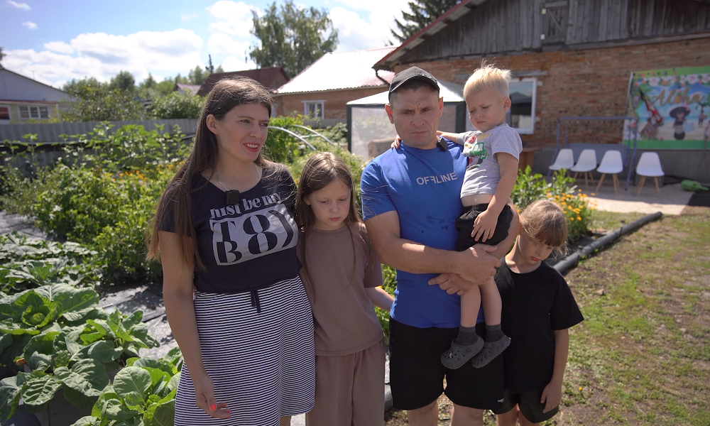 В Омской области свыше 200 многодетных семей уже воспользовались мерой поддержки, позволяющей получить землю по упрощённой схеме 