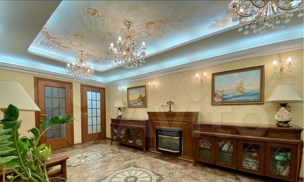 В Омске продают трёхкомнатную квартиру за 23 миллиона рублей