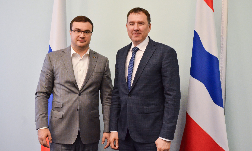 Губернатор Виталий Хоценко провёл рабочую встречу с новым гендиректором ОНПЗ Кириллом Морозовым