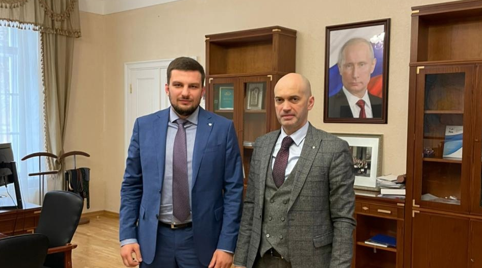 Первый замминистра спорта РФ Азат Кадыров посетит в Омске Цветочный забег и турнир по ММА