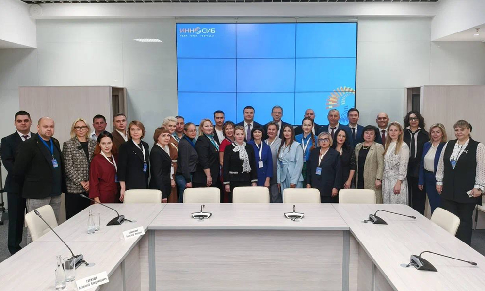 Виталий Хоценко обсудил с представителями новых регионов развитие социального предпринимательства