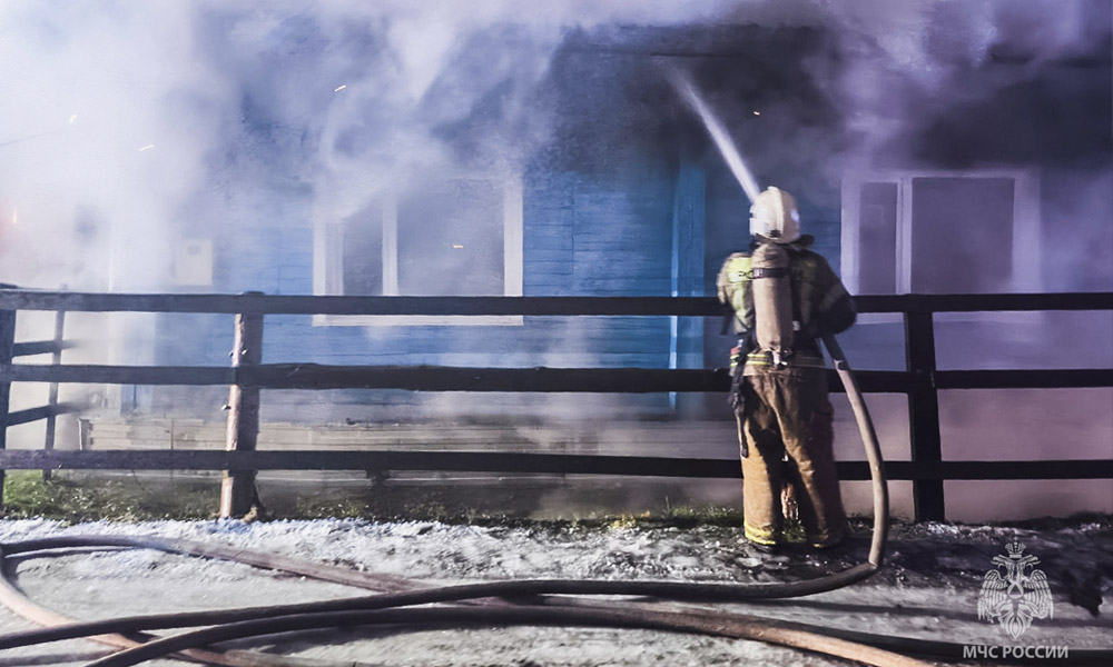 В Таре произошёл пожар в частном доме