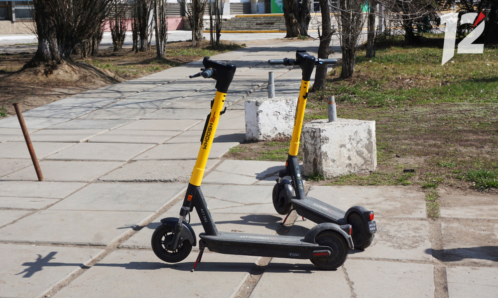 13 тысяч омичей лишились доступа к электросамокатам Whoosh
