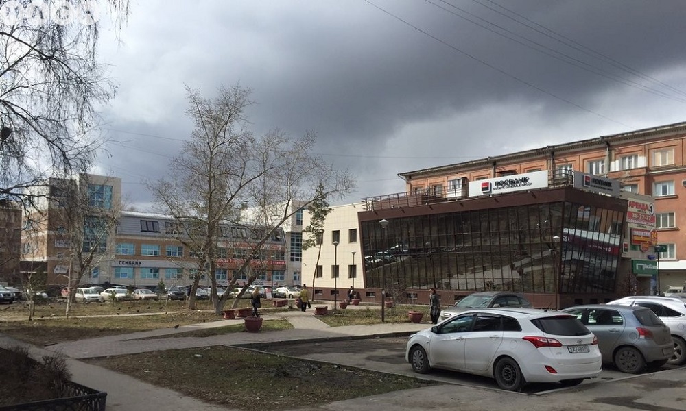 В Омске за 60 млн рублей продают земельный участок под строительство торгового центра