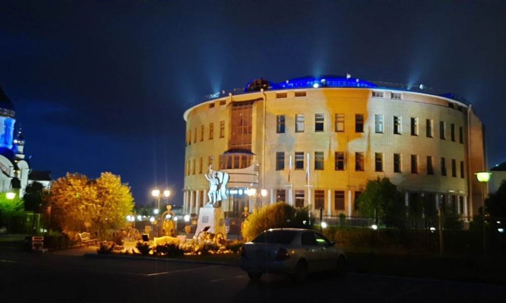 Небо над Омском осветили «Лучи Победы»