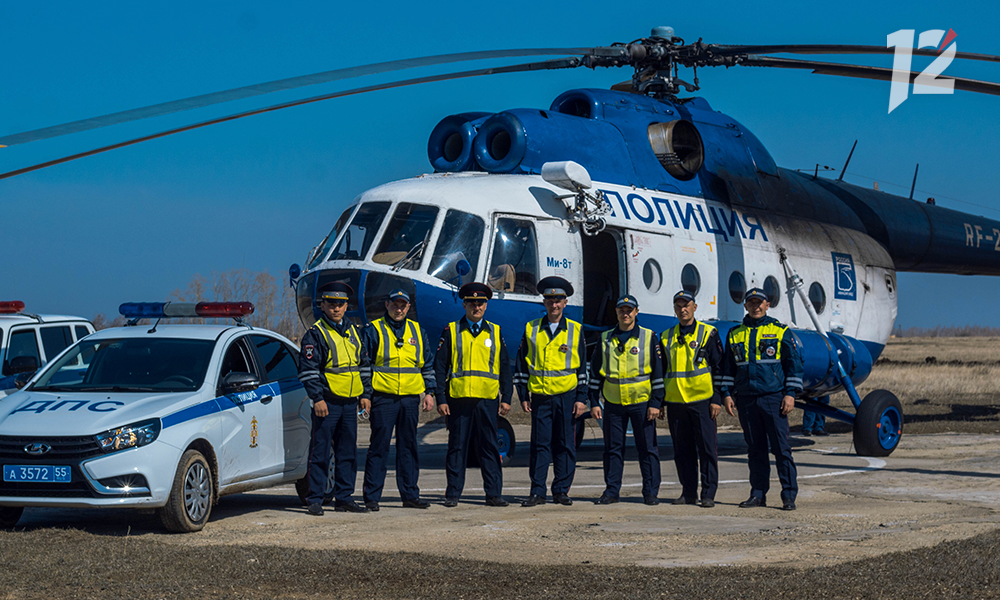 «Застава! Перекрыли весь перекрёсток. Никогда такого не видел»: сотрудники ГИБДД провели рейд на юге Омской области
