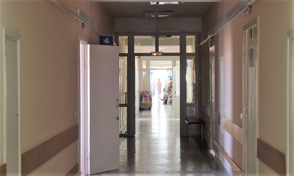 Месячный прирост внебольничной пневмонии среди омичей составил почти 900 случаев