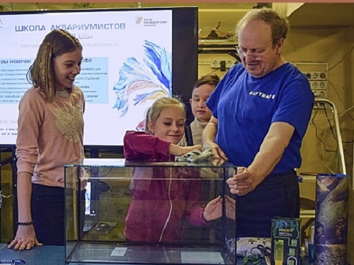 Юных омичей приглашают на бесплатные занятия на выставке "Наутилус"