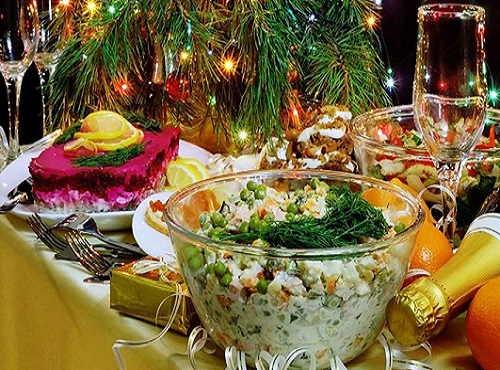 Эксперты подсчитали примерную стоимость новогоднего застолья 