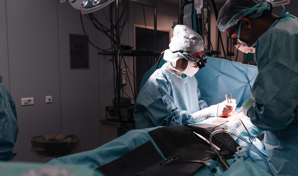 Новосибирские кардиохирурги спасли жизнь малышу из Омска