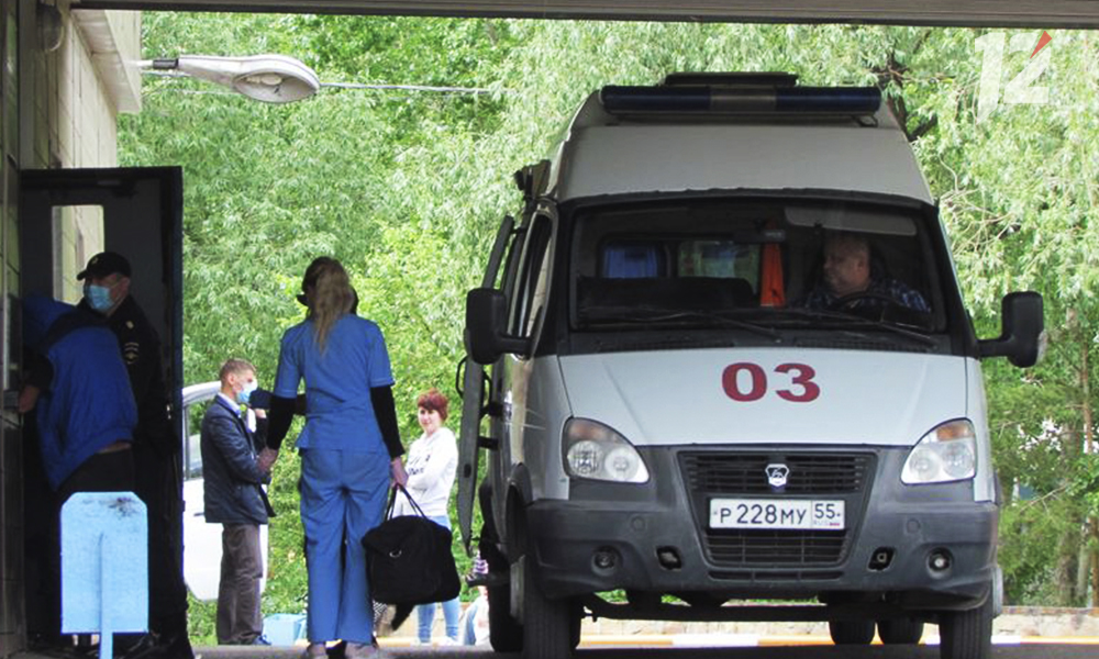 Пьяный омич решил выплеснуть злость на мотоцикле и остался без пальца 