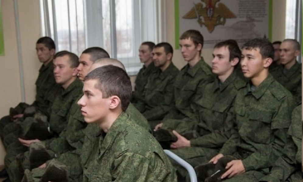 Виталий Хоценко сообщил, что омские контрактники получат по 150 тысяч рублей