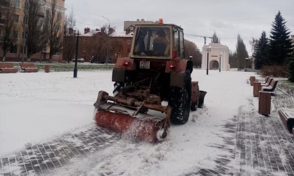 Омску не хватает больше тысячи единиц дорожной техники 