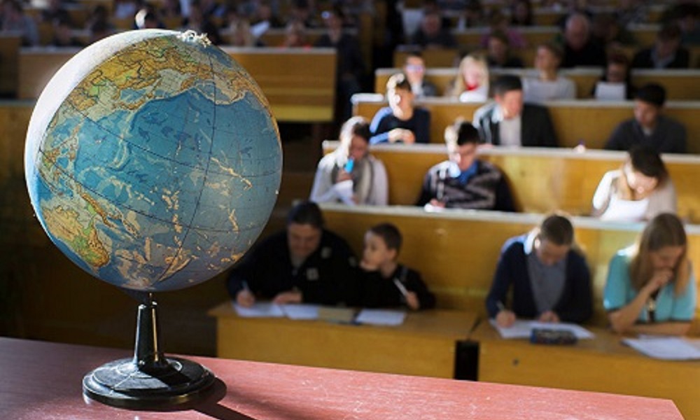 Омичи готовятся написать географический диктант