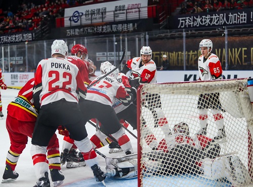 Омский "Авангард" уступил китайским "драконам" в овертайме