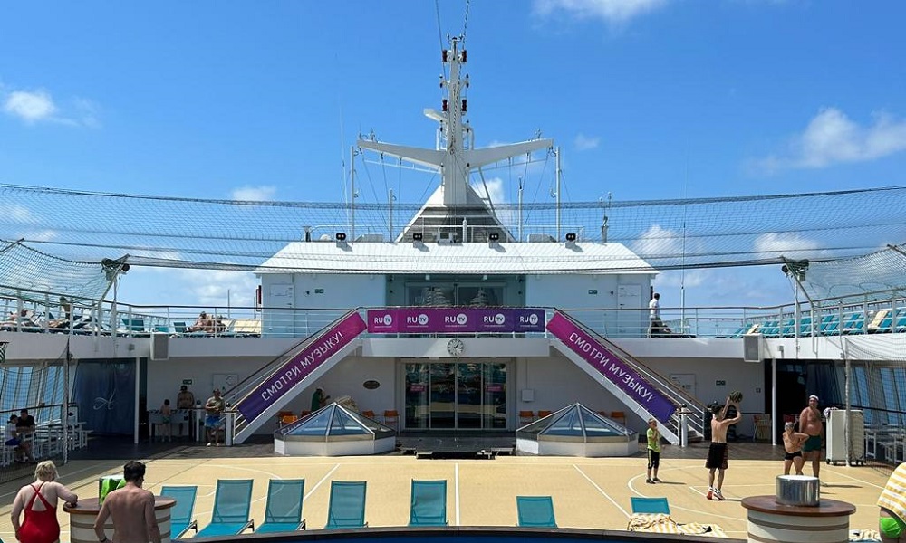 Звёздный круиз телеканала RU.TV столкнулся с протестами в Батуми