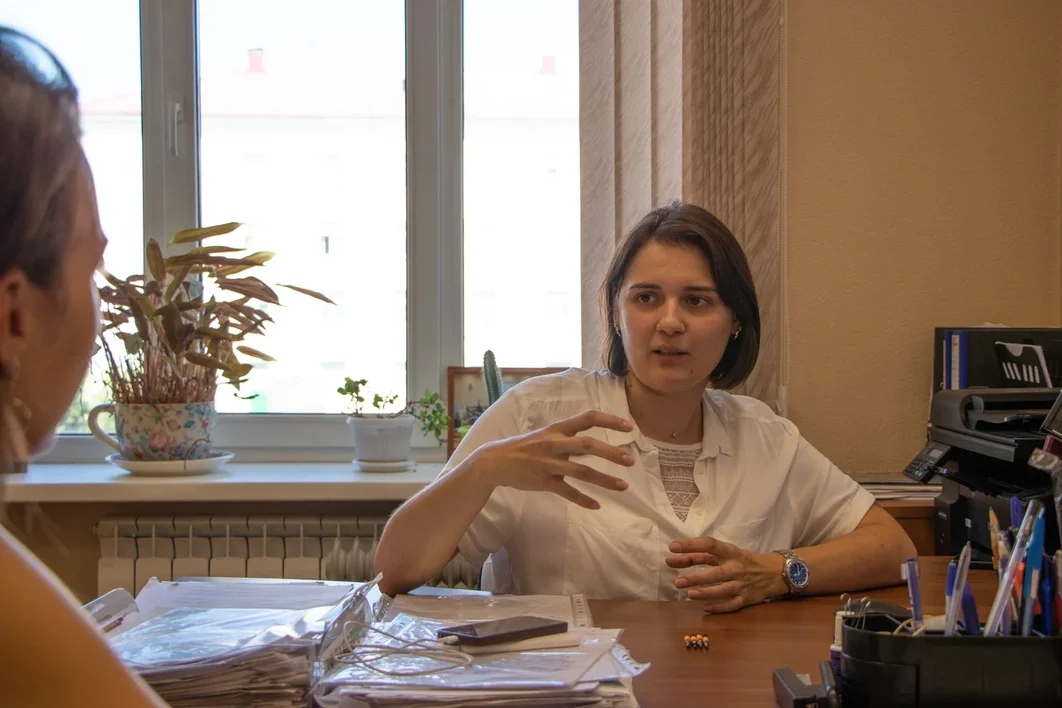 Молодая омичка совершила прорыв в разработке винтов для медицинских имплантов