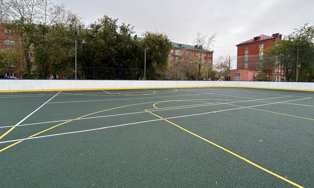 В Омске на улицах Иртышская Набережная и Всеволода Иванова реализовали инициативный проект «Спорт в массы»