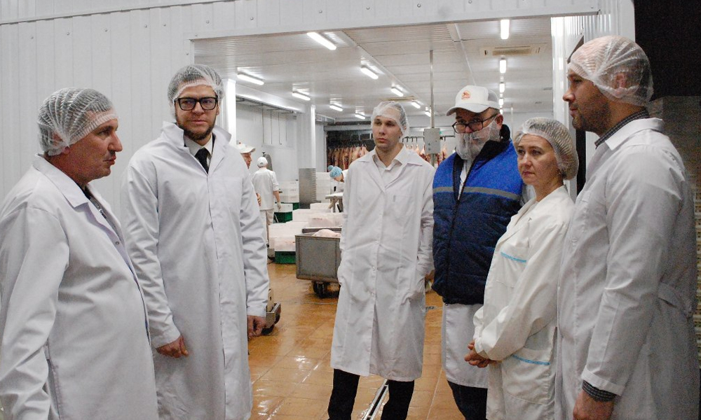 В Омской области мясоперерабатывающий завод увеличил производительность на 12%