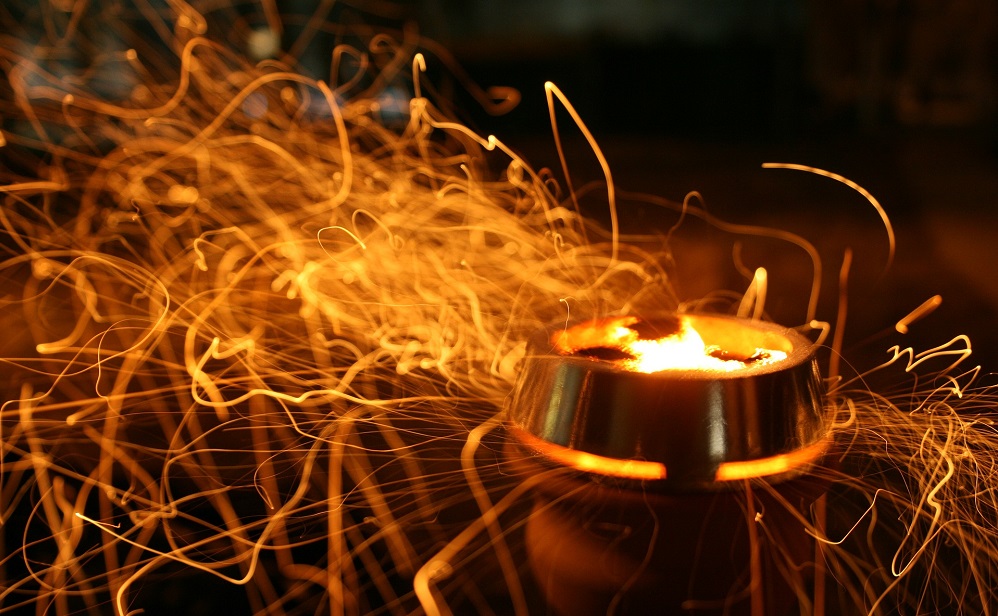 Правительство России поручило регионам запретить кальяны в барах и ресторанах