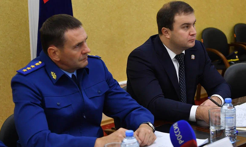 Виталий Хоценко сообщил, что в Омск приехал заместитель генпрокурора России Дмитрий Демешин