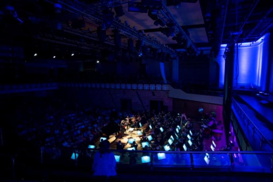 Омский симфонический оркестр даст концерт в темноте