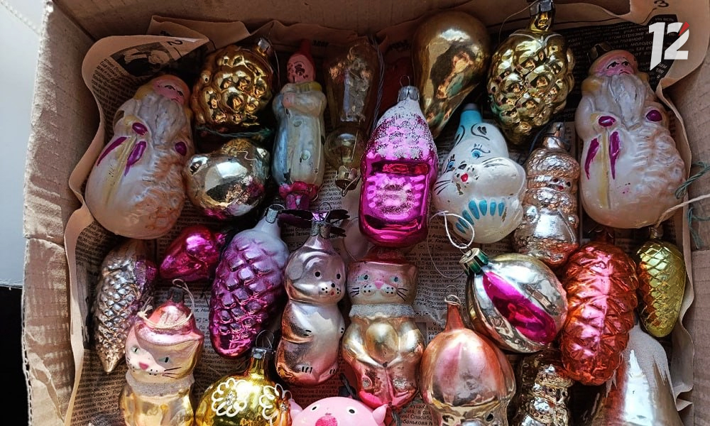 Редкости времён СССР: омичи продают винтажные ёлочные игрушки по цене квартиры