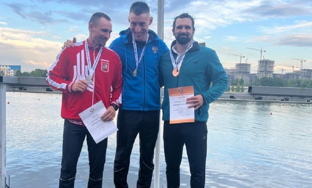 Омские гребцы взяли первые медали на чемпионате России в Москве