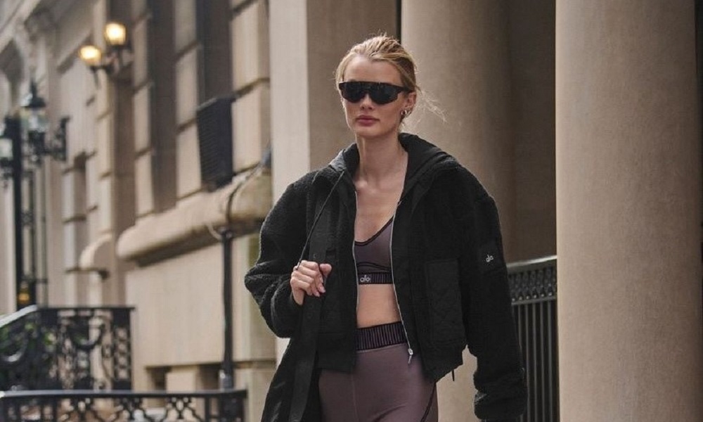 Топ-модель из Омска снялась для американского бренда спортивной одежды