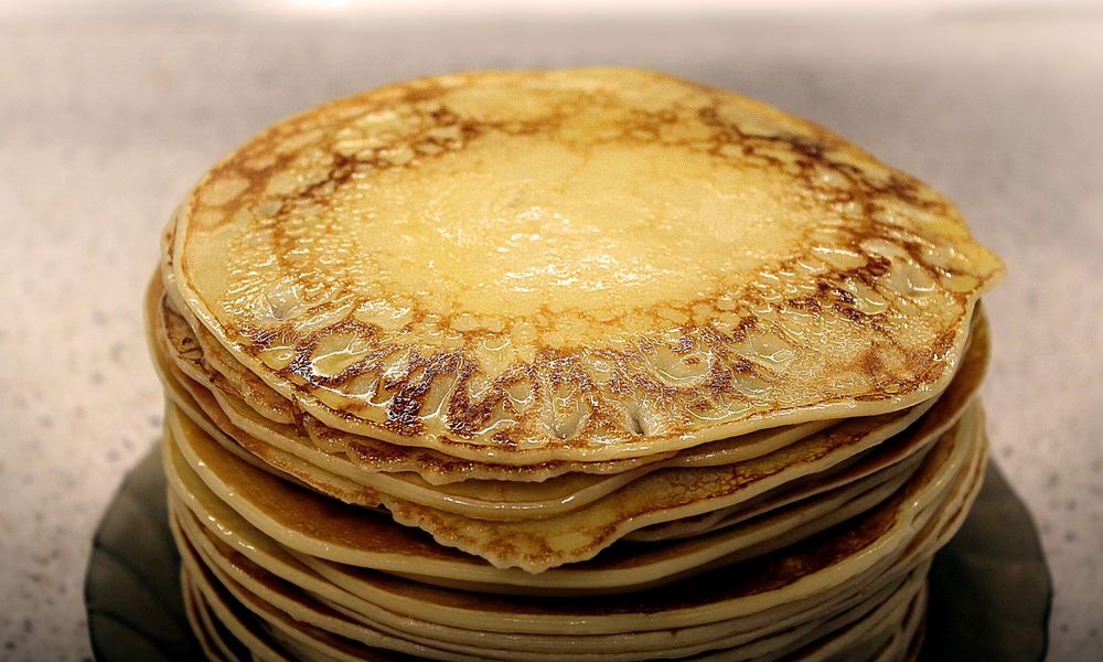 В Омске предпочитают заказывать на дом блинчики с маслом и шашлык