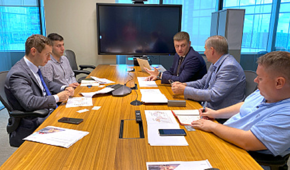 В минпромторге РФ обсудили создание индустриального парка на базе АО «Омсктрансмаш», о котором сообщал Хоценко