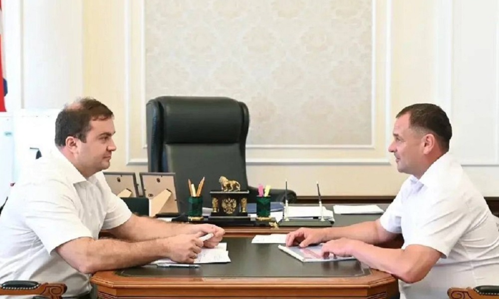 Виталий Хоценко провёл рабочие встречи с главами Калачинского и Тевризского районов