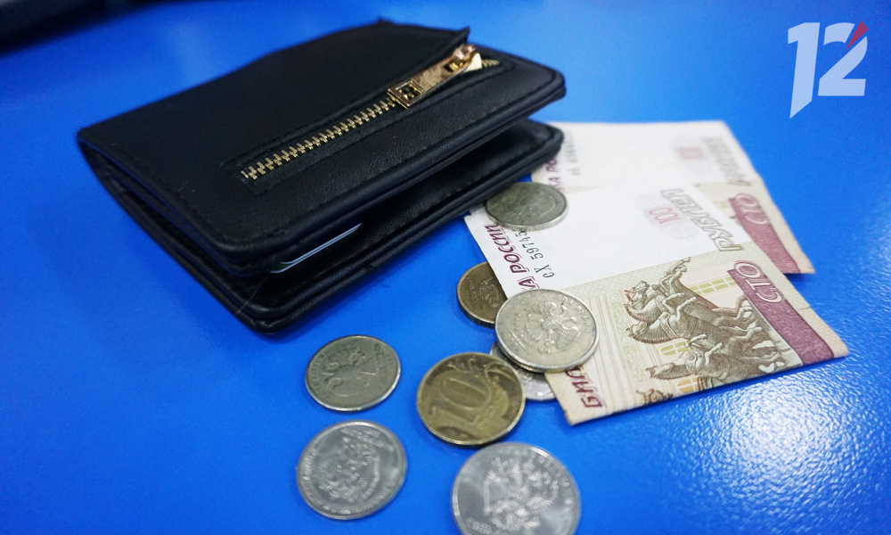 В Омске стали дешевле морковь, дрова и смартфоны