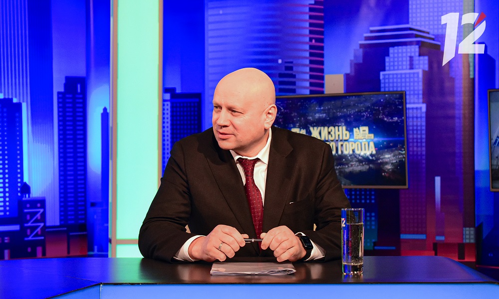 Мэр Омска принял участие в голосовании за благоустройство и выбрал территорию на Космическом проспекте