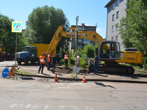 "ОмскВодоканал" заменит 10 км труб