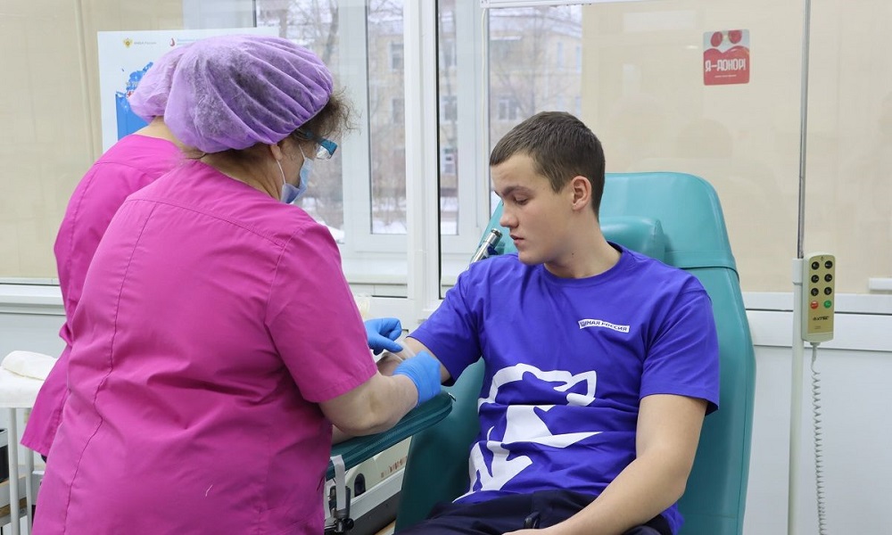 Омские единороссы стали потенциальными донорами костного мозга