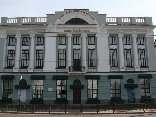 Омичек приглашают бесплатно посетить музей им. Врубеля