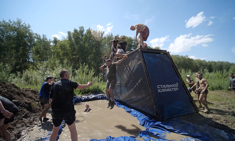 В Омске снова пройдёт забег с препятствиями «Стальной характер»