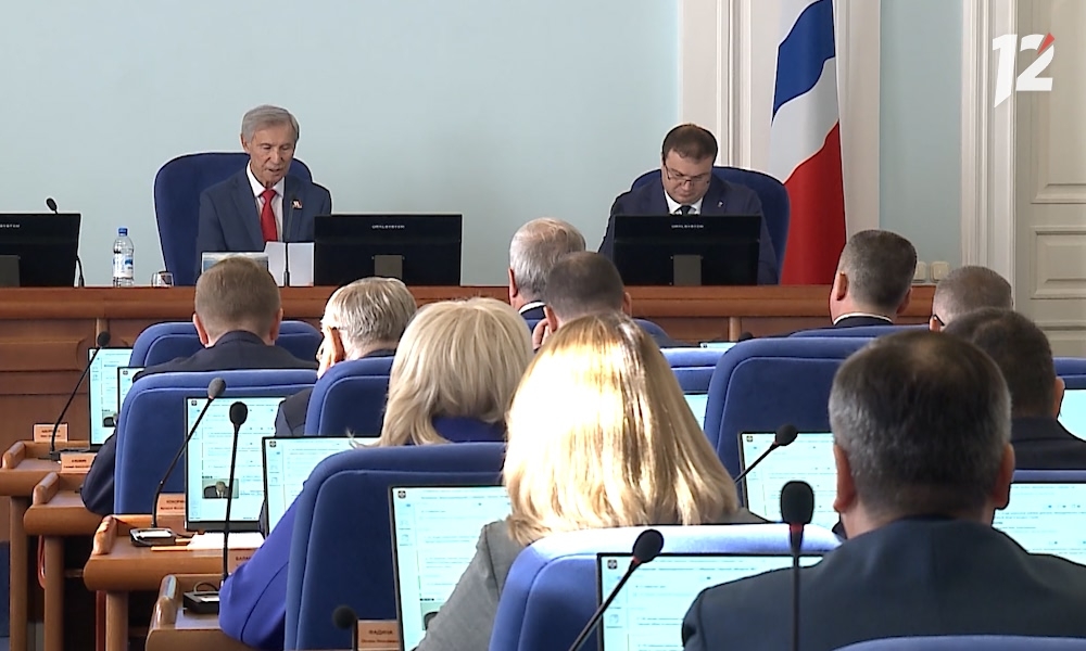 Восьмой созыв Законодательного Собрания Омской области собрался на первое заседание