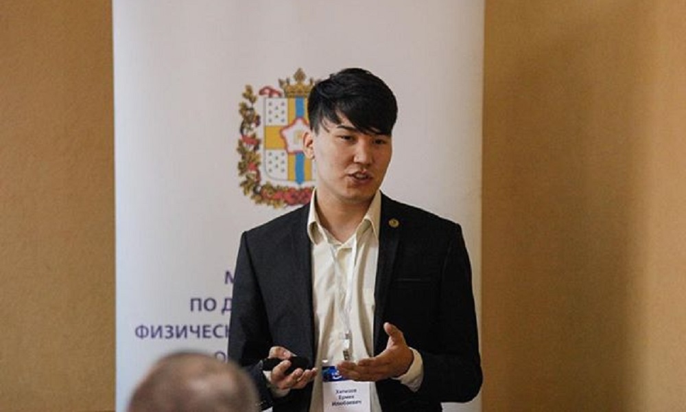 «Протестных акций в Омске не будет»: Ермек Хапизов высказался о происходящем в Казахстане