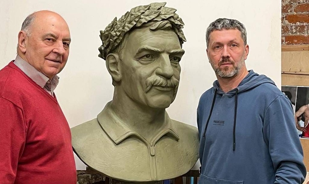 «Проект для омичей»: меценат Сергей Козубенко рассказал о создании Аллеи олимпийских чемпионов 