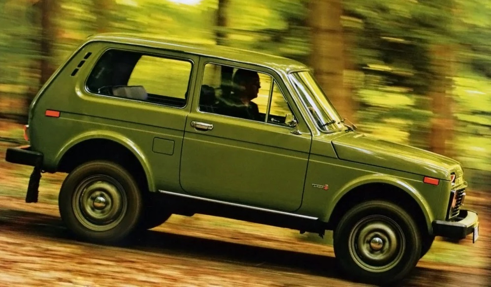 В Омске "Нива" сбила подростка