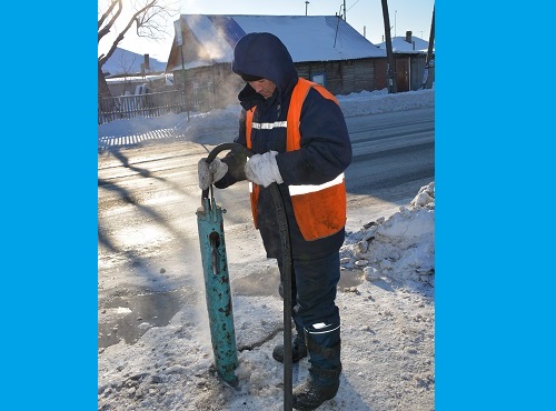 Омичам напомнили, как пользоваться колонками в морозы