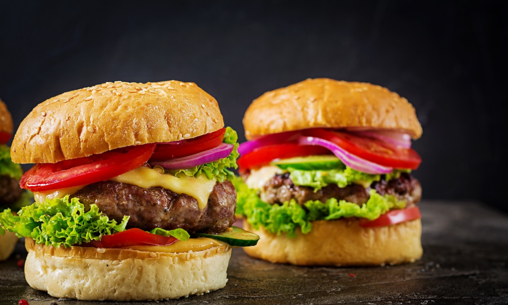 В России могут запретить рекламу фастфуда