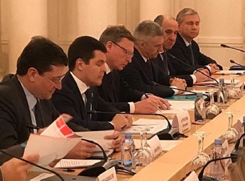 Адександр Бурков внёс в МИДе РФ предложение по международному взаимодействию