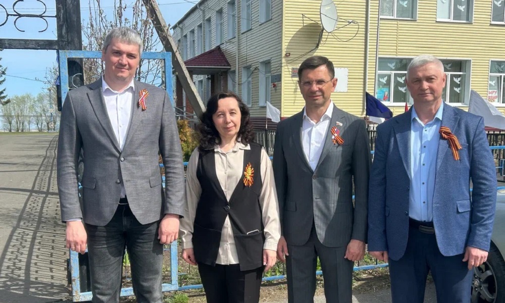 Депутат Госдумы Игорь Антропенко с рабочим визитом побывал в Крутинском районе