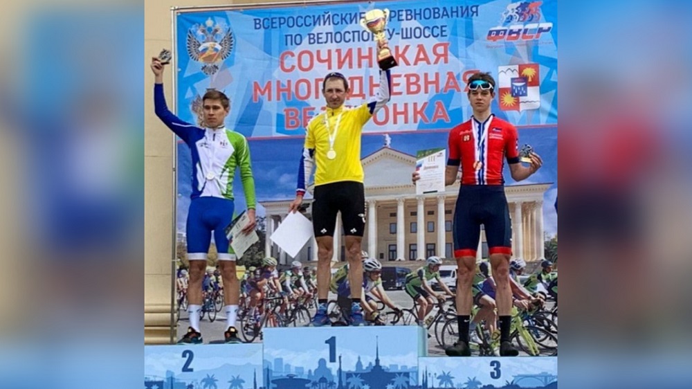 Омичи отличились на многодневной велогонке в Сочи