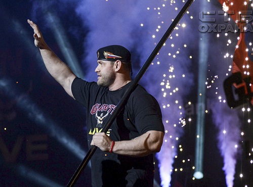 Омский силач в Великобритании поборется за путёвку на чемпионат мира