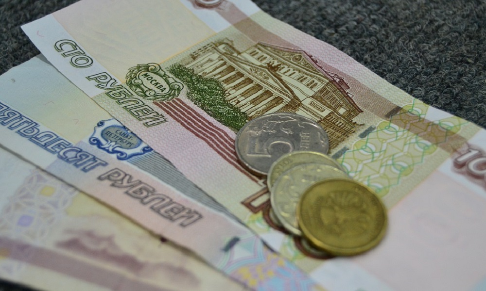 В Омске стартовала «Монетная неделя», когда мелочь бесплатно обменивается на банкноты 