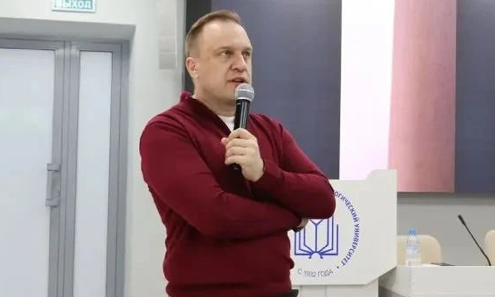 Медиаменеджер федерального телеканала провёл мастер-класс по искусственному интеллекту для омских педагогов